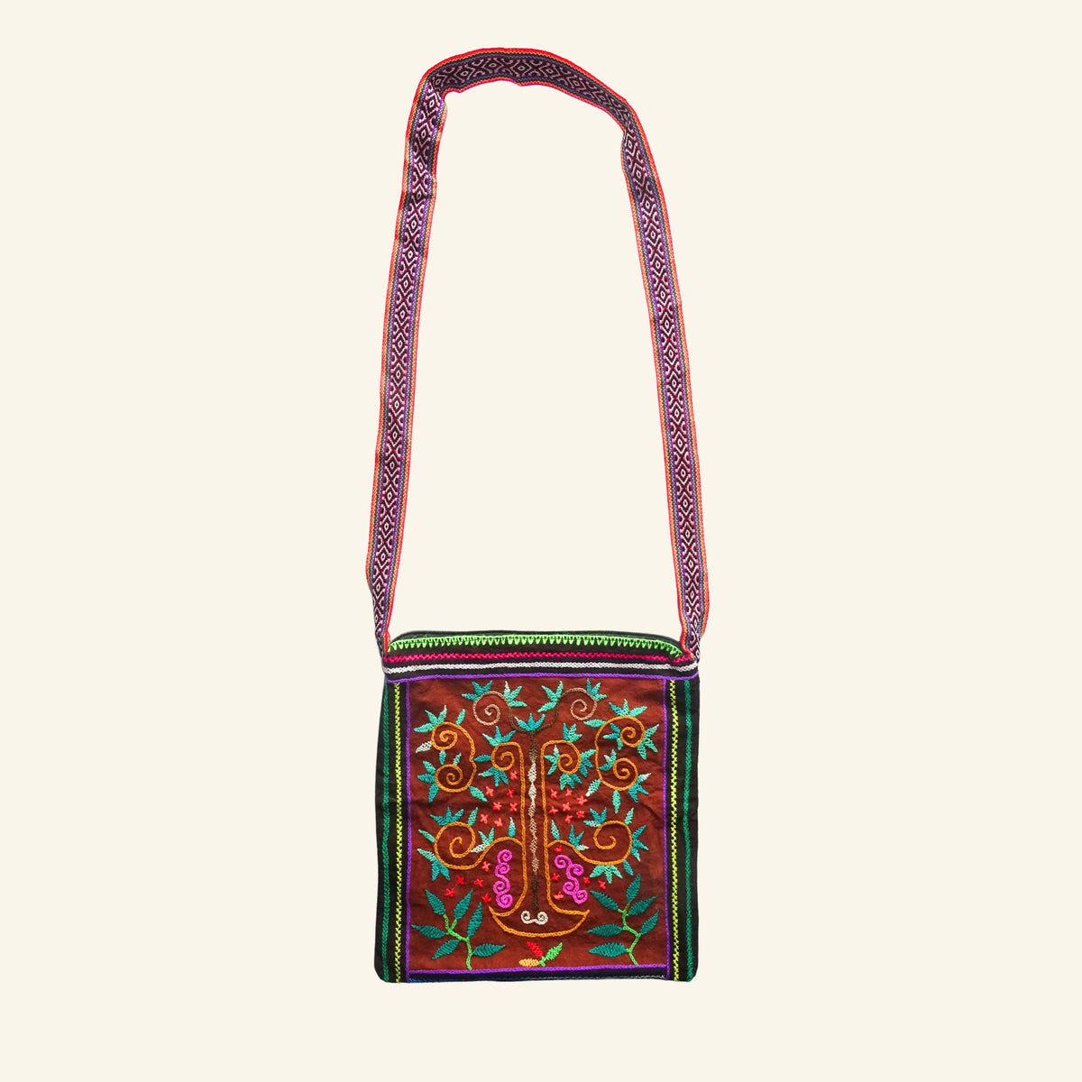 Shipibo Tasche – Braun mit Lebensbaum-Stickerei -