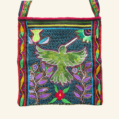 Shipibo Tasche – Kolibri & florale Stickerei