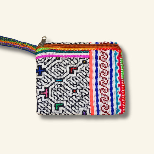 Shipibo Etui – Schwarz Weiss Orange – 13 × 15 cm