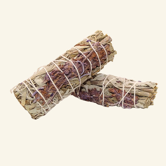 Weisser Salbei Smudge Stick mit Lavendel (Salvia apiana)