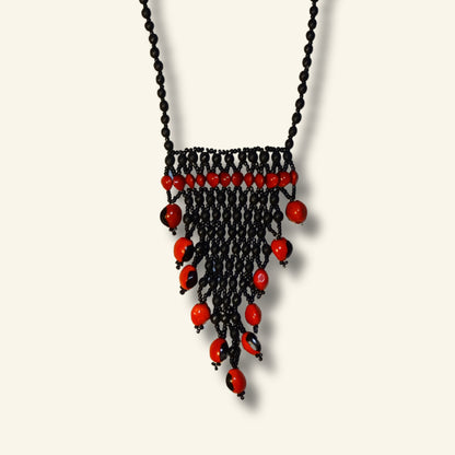 Shipibo Halskette - Handgefertigter indigener Schmuck