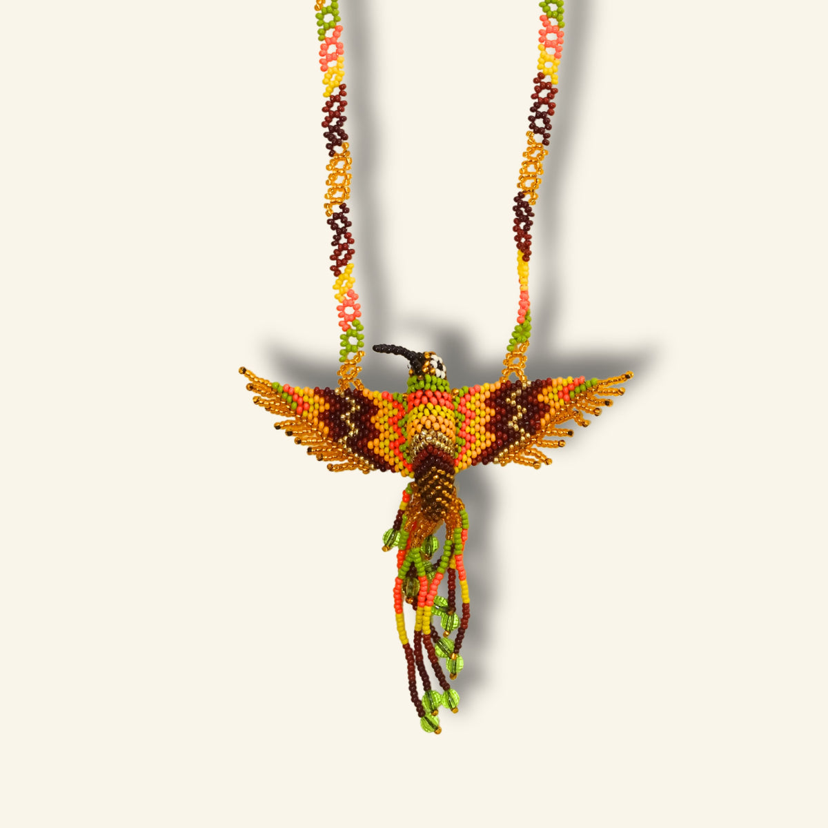 Puyanawa Kolibri-Halskette – Handgefertigter Perlenschmuck aus Brasilien