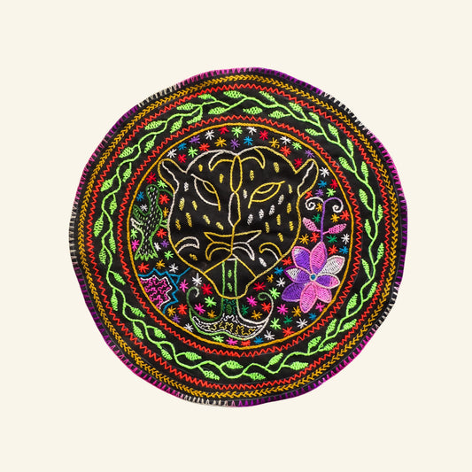 Shipibo Rundtuch – Jaguar & Ayahuma Blüte – 40 cm