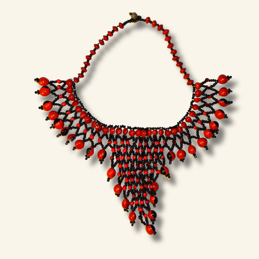 Shipibo Halskette - Handgefertigter indigener Schmuck